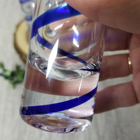 Swirling cobalt blue handblown shot/cordial glasses set of 4 - Picture 8 of 8